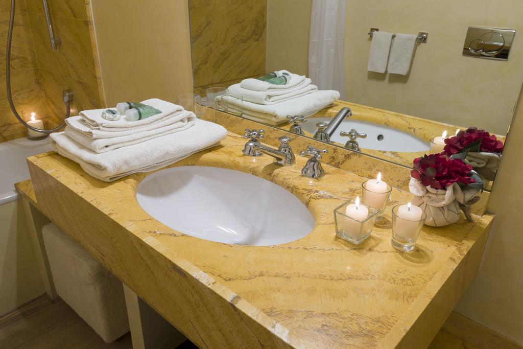 Residenza D'Epoca Home In Palace ฟลอเรนซ์ ห้อง รูปภาพ